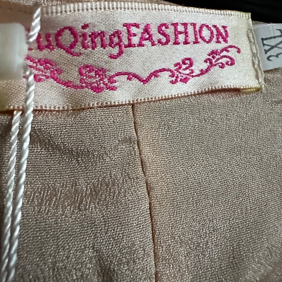 Plum color dress - Picture 3 of 4